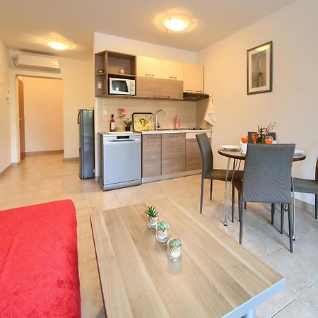 Apartments Ivica Krk Island سيلو المظهر الخارجي الصورة