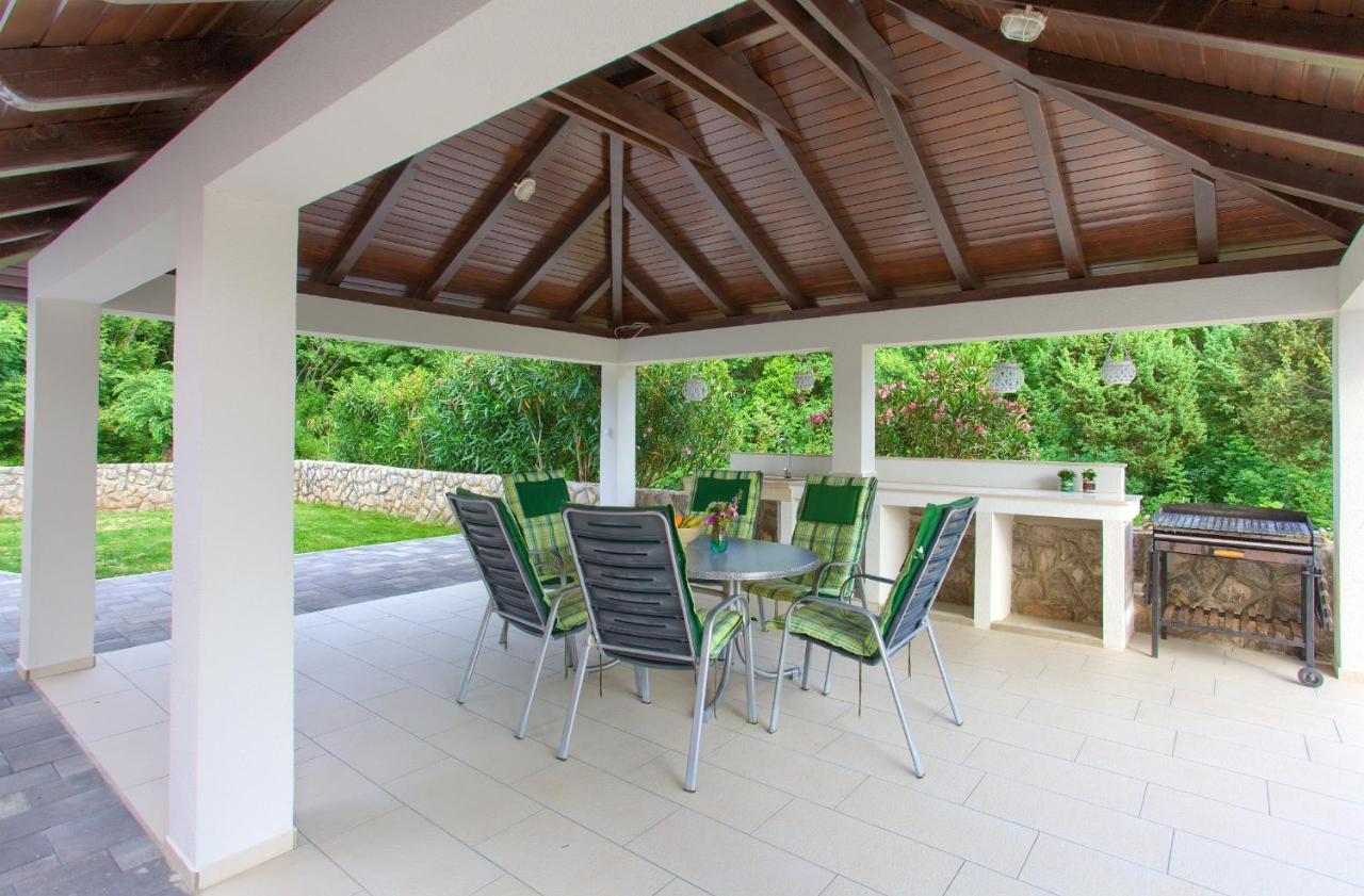Apartments Ivica Krk Island سيلو المظهر الخارجي الصورة